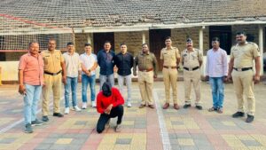 पाथर्डी पोलिसांची मोठी कारवाई; खांडगाव रस्ता लुटीतील फरार आरोपीच्या मुसक्या आवळल्या..!