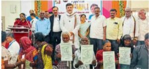 ‘महसूल समाधान शिबिरा’त शेकडो प्रकरणे मार्गी; गोंडखैरीत नागरिकांचा उत्स्फूर्त प्रतिसाद..!