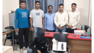 👮 उमरखेडमध्ये डीबी पथकाची मोठी कारवाई; घातक शस्त्रासह एकास अटक, तर तडीपार गुंडाला शहरात येताच ठोकल्या बेड्या..!