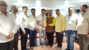 रोटरी गव्हर्नरपदी निवड झाल्या बद्दल सतीश लोणीकर यांचा सत्कार