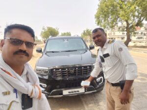 शहर वाहतुक शाखेची फॅन्सी नंबर प्लेट वाहनावर धडक कारवाई