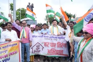 कळमेश्वरमध्ये तिरंगा रॅलीचा जल्लोष; शेतकऱ्यांच्या मोबदल्यावर देशमुखांची भूमिका!