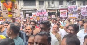 डोंबिवलीकरांचा खड्ड्यांविरोधात एल्गार; ४८ तासांचा अल्टिमेटम!