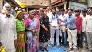 सनपुलेतील आदिवासी कुटुंबांचा हक्काचा लढा; आंदोलनाचा इशारा