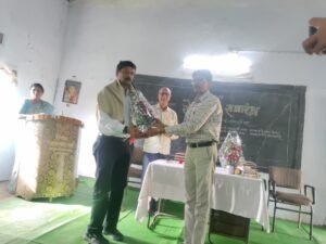 केळवदमध्ये प्रशांत पुरी सरांचा सेवापूर्ती सोहळा!