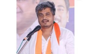दुष्काळाची पाहणी करण्यासाठी रोहित पवार धुळ्यात; काय आहे दौऱ्याचे नियोजन?