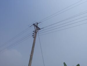 यावलमध्ये डीपीवर वीजचोरीचा आरोप; अधिकृत शेतकरी त्रस्त!