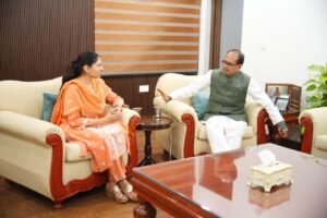 पीकविमा मुदतवाढीसाठी रक्षाताई खडसेंची केंद्राकडे मागणी !